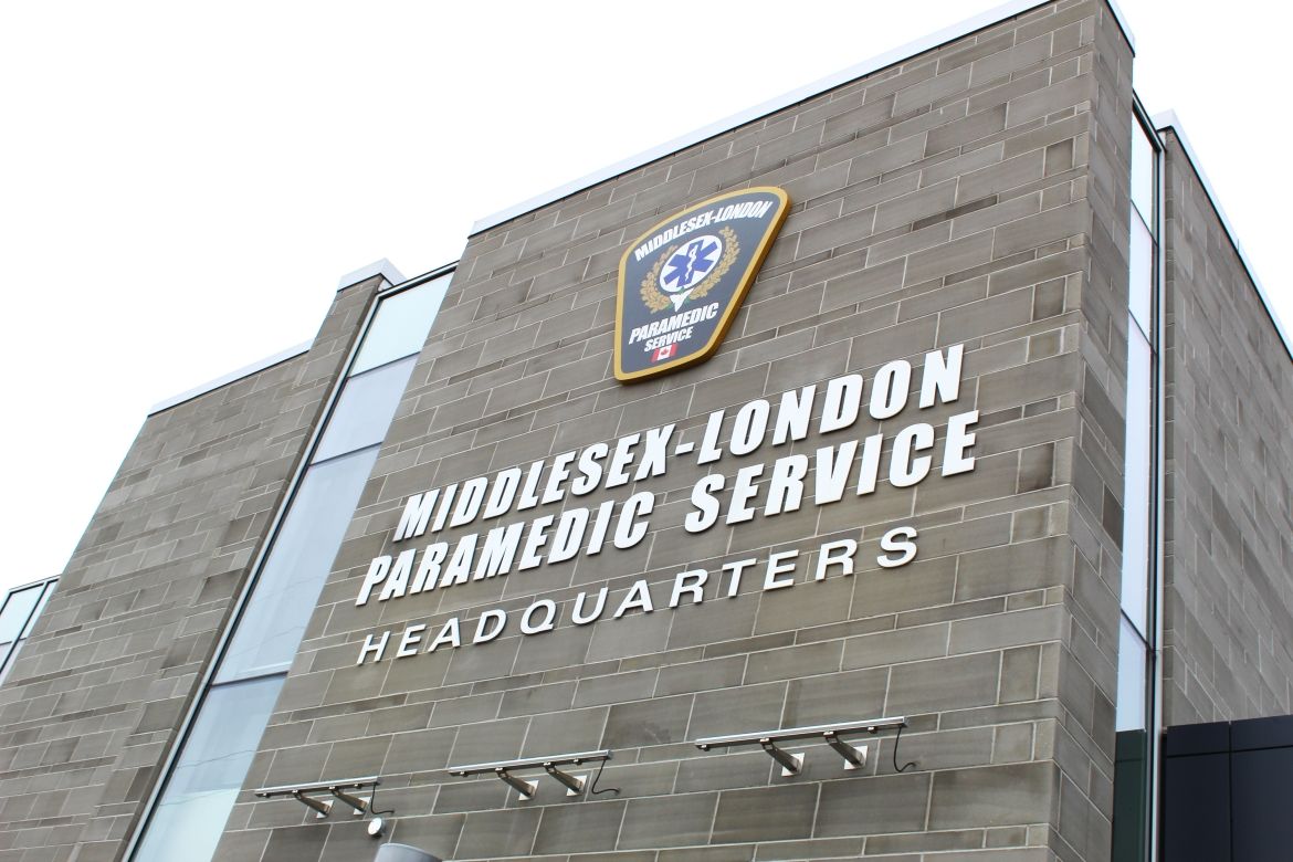 Ontario Honours Middlesex London Paramedics With Ontario Medal For Paramedic Bravery Middlesex 